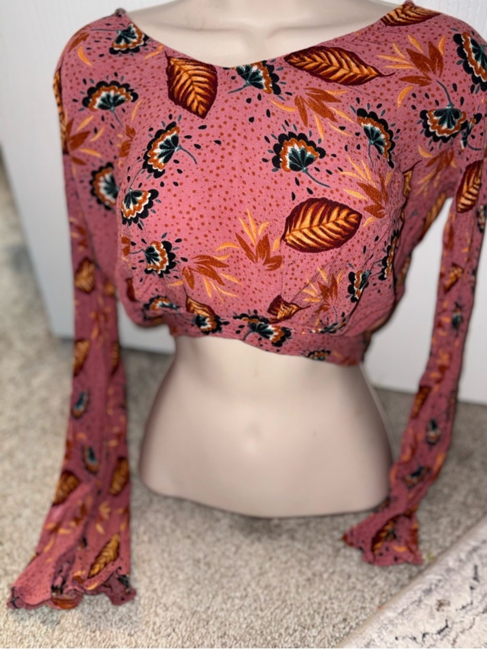 Anthropologie Patrons of Peace Rose Pink Floral Long-Sleeve Cropped Top